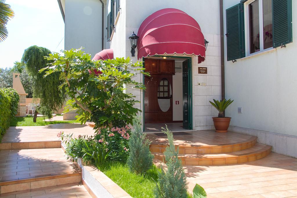 Villa Sveta Eufemija - Bed And Breakfast Rovinj Chambre photo